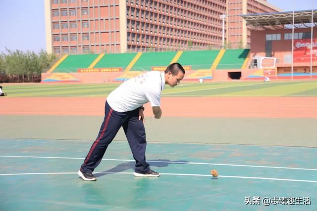 铁圈装订图片（铁圈和铝合金圈的区别）