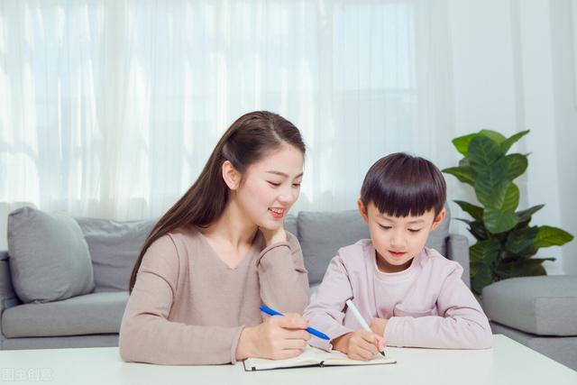 初中家长对孩子的评语大全，初中家长对孩子的评语大全和期望！