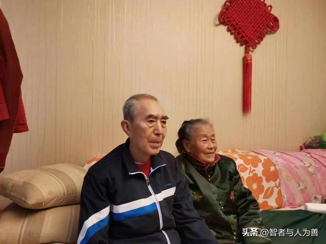 50年金婚贺词，适合老人金婚的祝福语